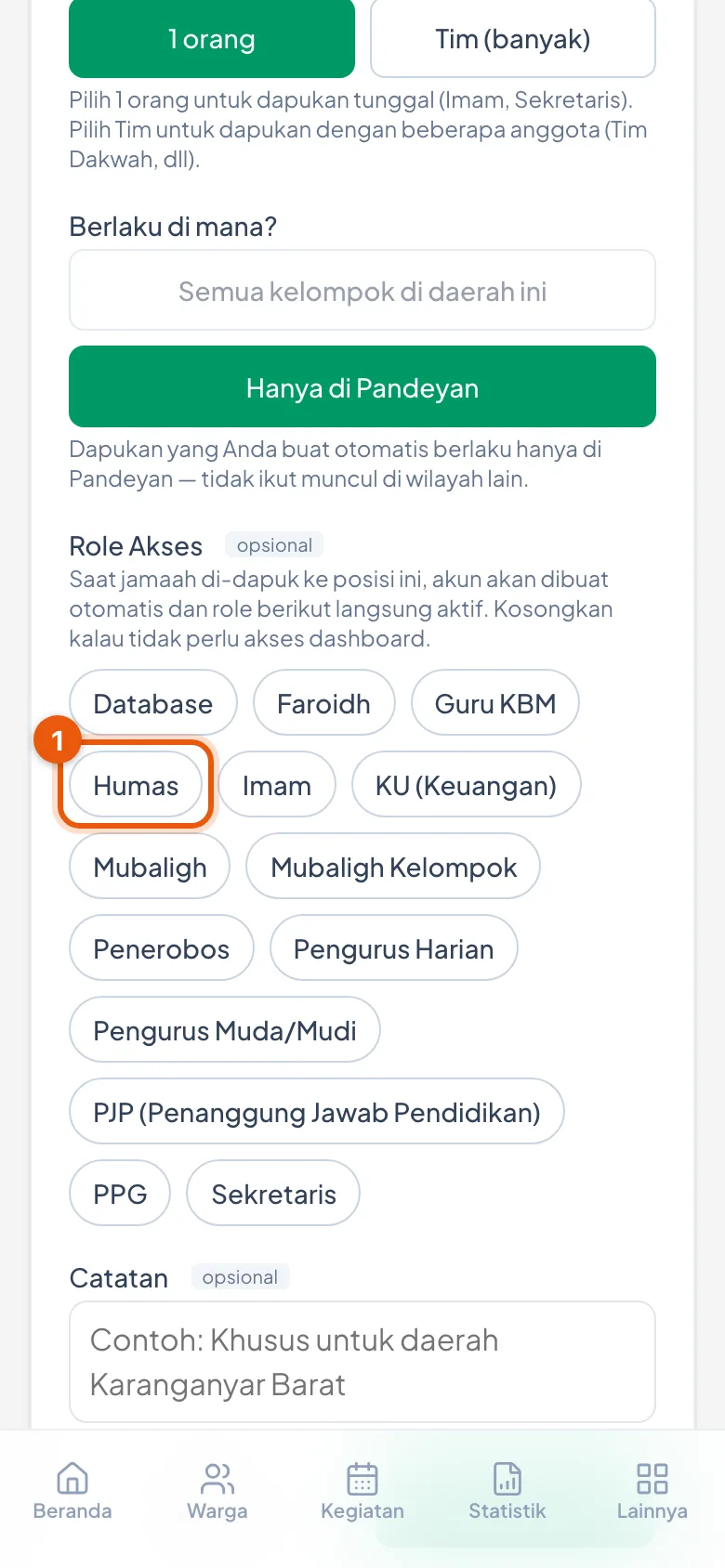 Role inilah yang membuka menu bagi orang yang didapuk.