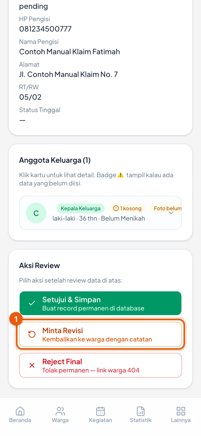 Berada di bagian bawah halaman rincian pengajuan, bersama tombol lainnya.