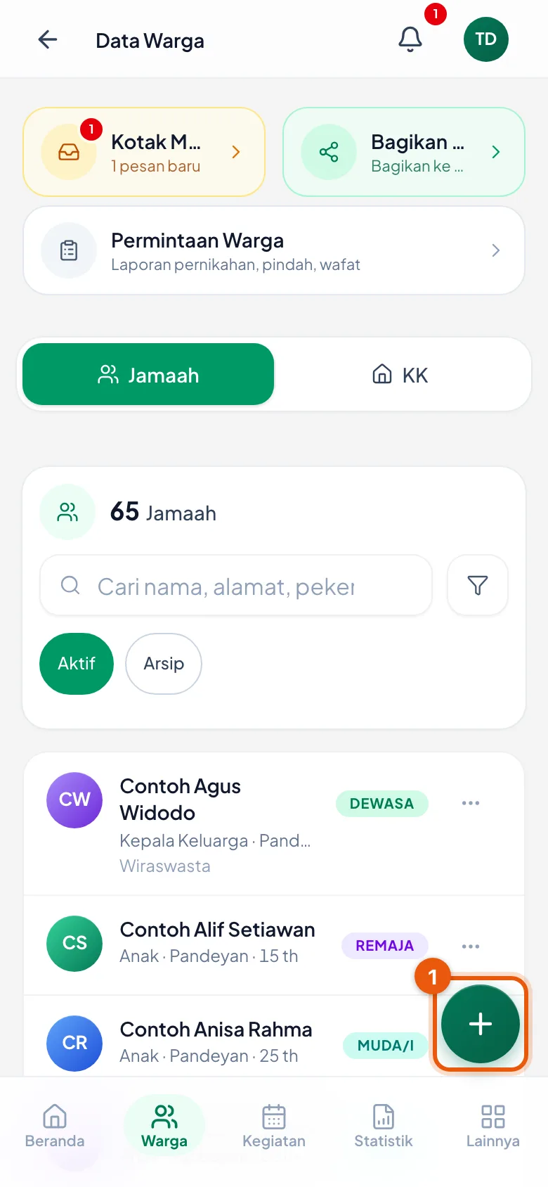 Tombol bundar hijau di kanan bawah halaman Data Warga — tombol yang sama untuk menambah warga baru.